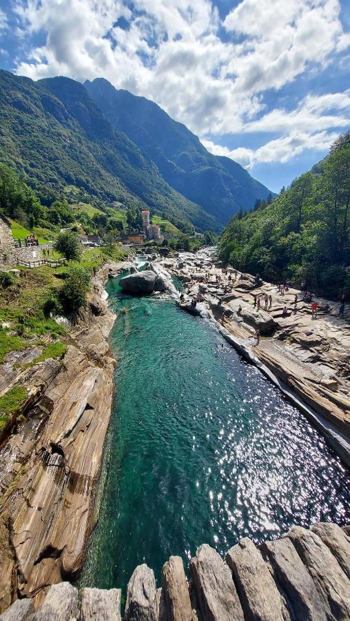 Отель 33 Cadenazzo Экстерьер фото